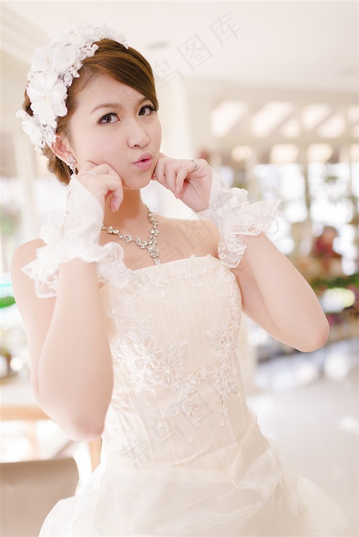 日韩亚洲综合精品国产